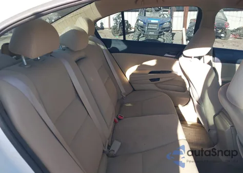 2011 Honda Accord 2.4 Lx from USA, damaged, VIN 1HGCP2F35BA122888